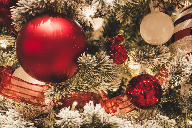 The Comfort of Flocked Artificial Christmas Trees in Hospitals During the Holidays